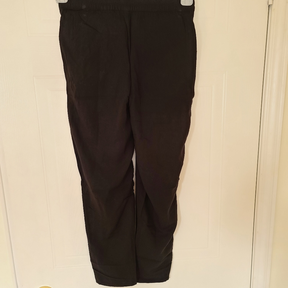 H&M Divided Pull-On Viscose Pants. Black. 2P. - Picture 2 of 4